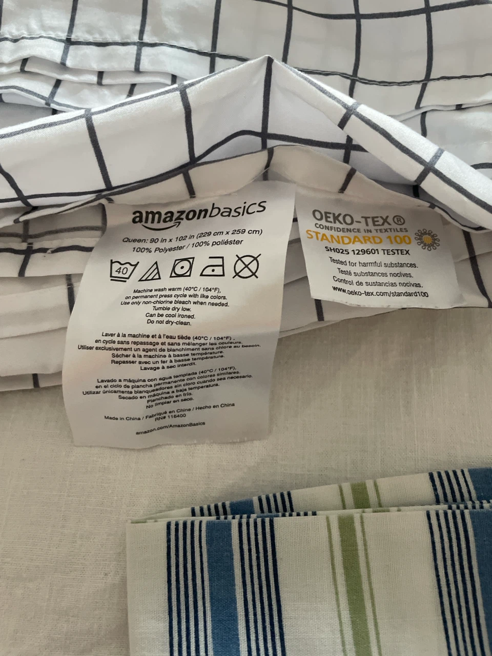 AmazonBasics Queen Sheet Set - White Grid & Stripes - photo 2
