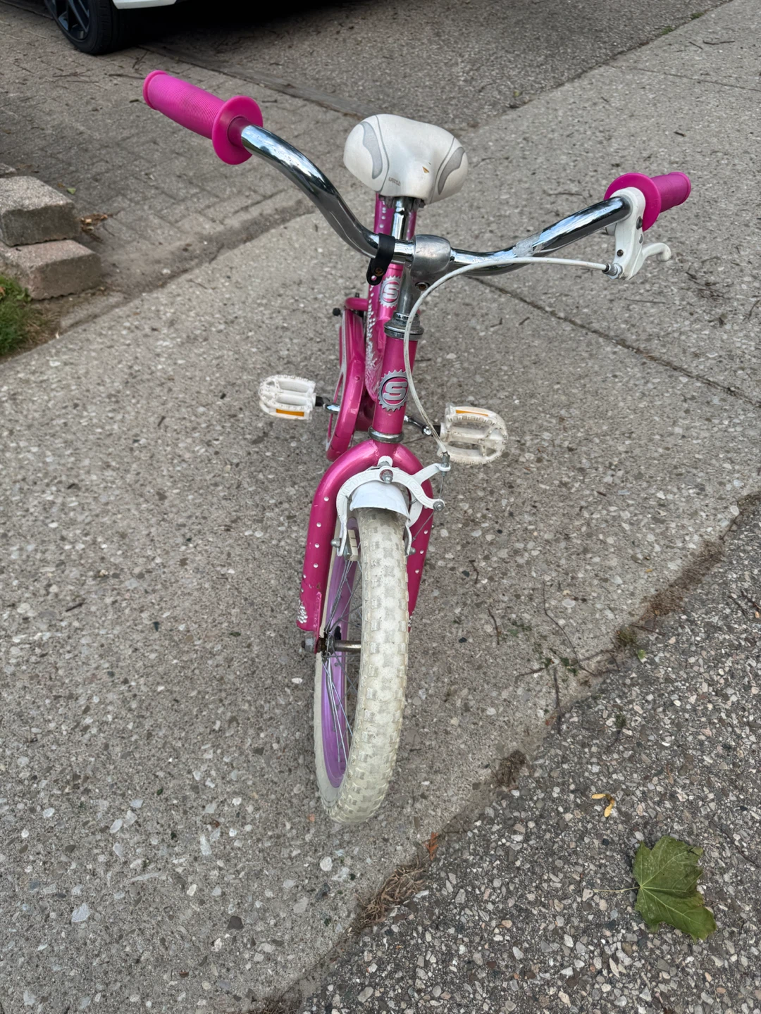 Pink Supercycle Kidz Cream Soda Bicycle