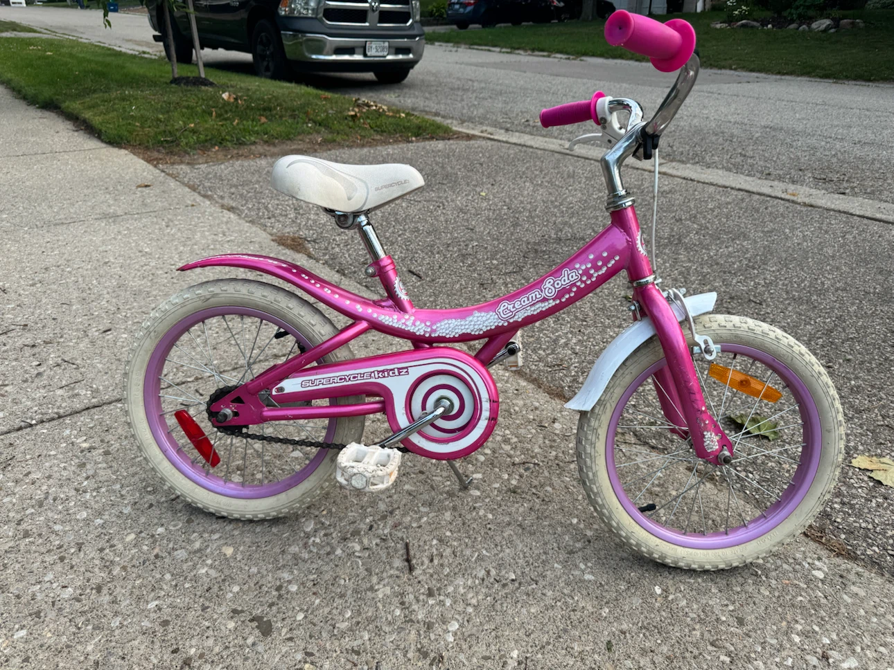 Pink Supercycle Kidz Cream Soda Bicycle - photo 2