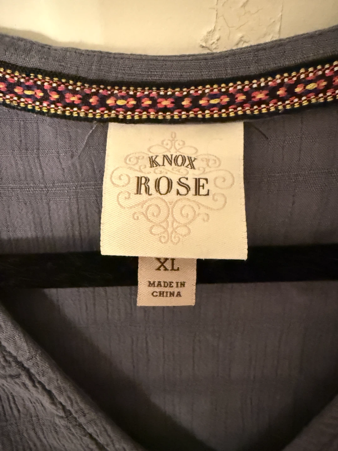 Knox Rose Plus-Size Women's V-Neck Blouse (XL) - photo 2