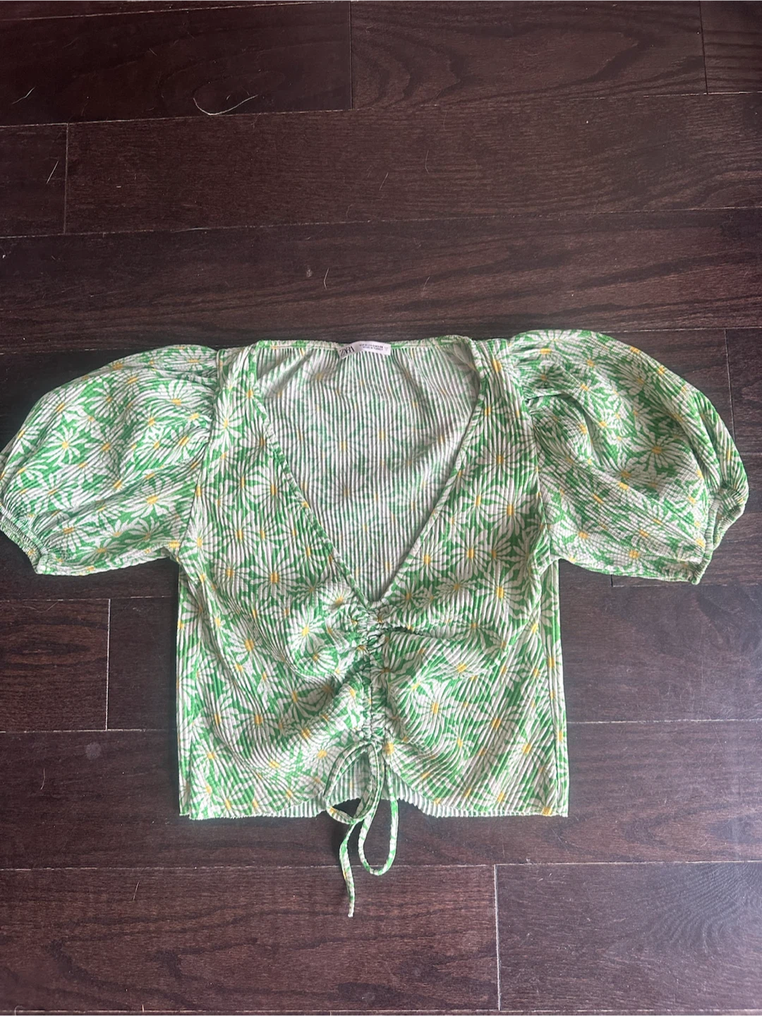 Zara Green Daisy Print Ruched Puff Sleeve Top Size S - photo 3
