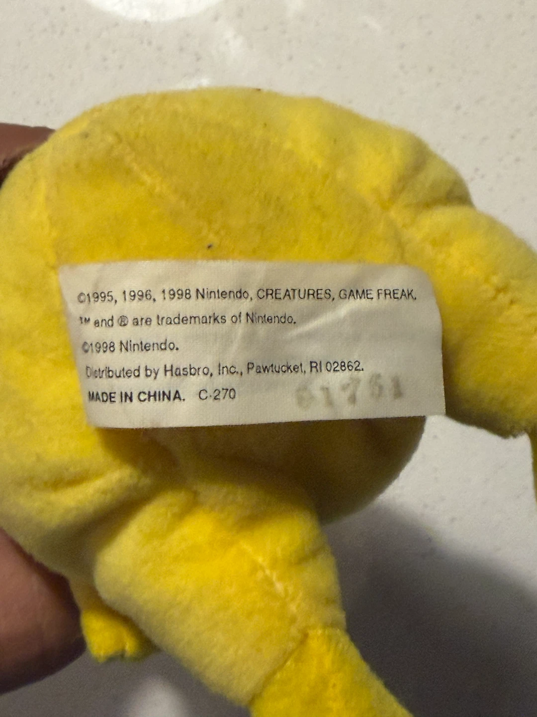 Nintendo Pikachu Plush Toy 1998 - photo 3