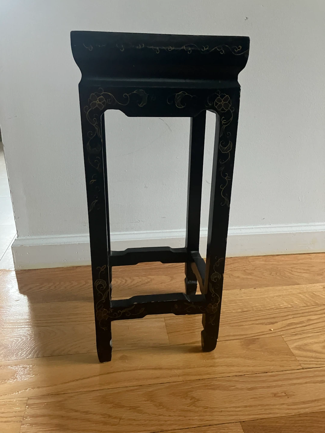 Vintage Decorative Pedestal Table - photo 2