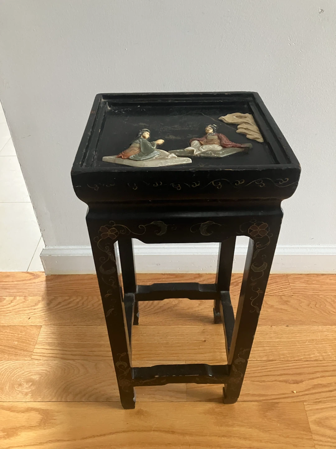 Vintage Decorative Pedestal Table - photo 3
