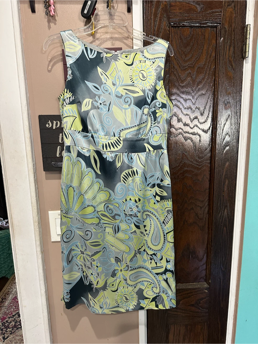 Rafael Sleeveless Paisley Floral Midi Dress in Yellow and Gray
