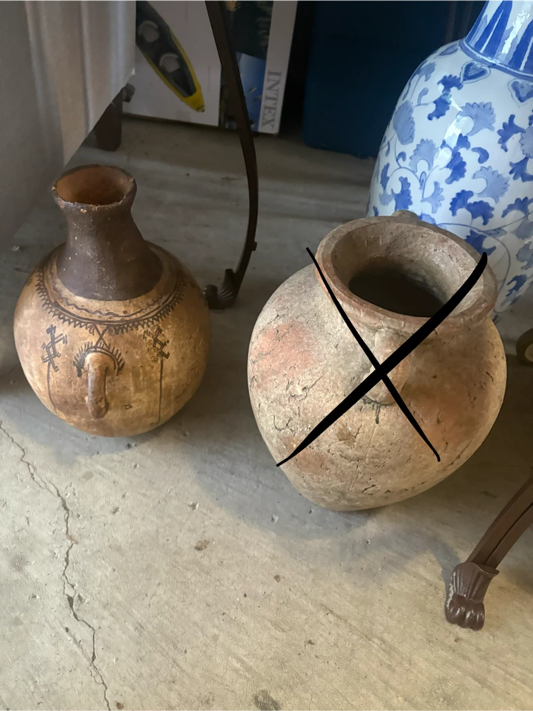 Large Blue and White Porcelain Vase and other - photo 3
