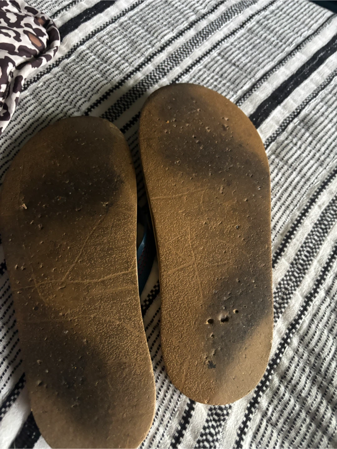Orla Kiely Brown Leather Flip Flops - photo 4