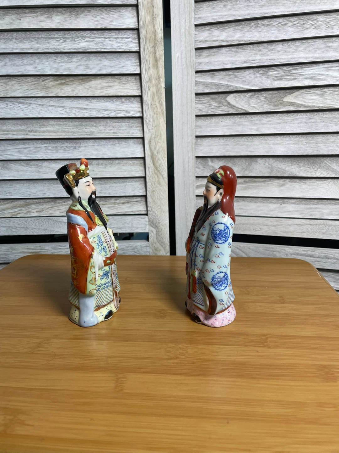 Pair of Vintage Ceramic Chinese Figures - photo 2