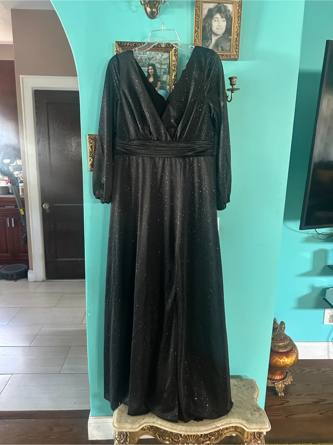 Ever-Pretty Black Glittery Maxi Dress
