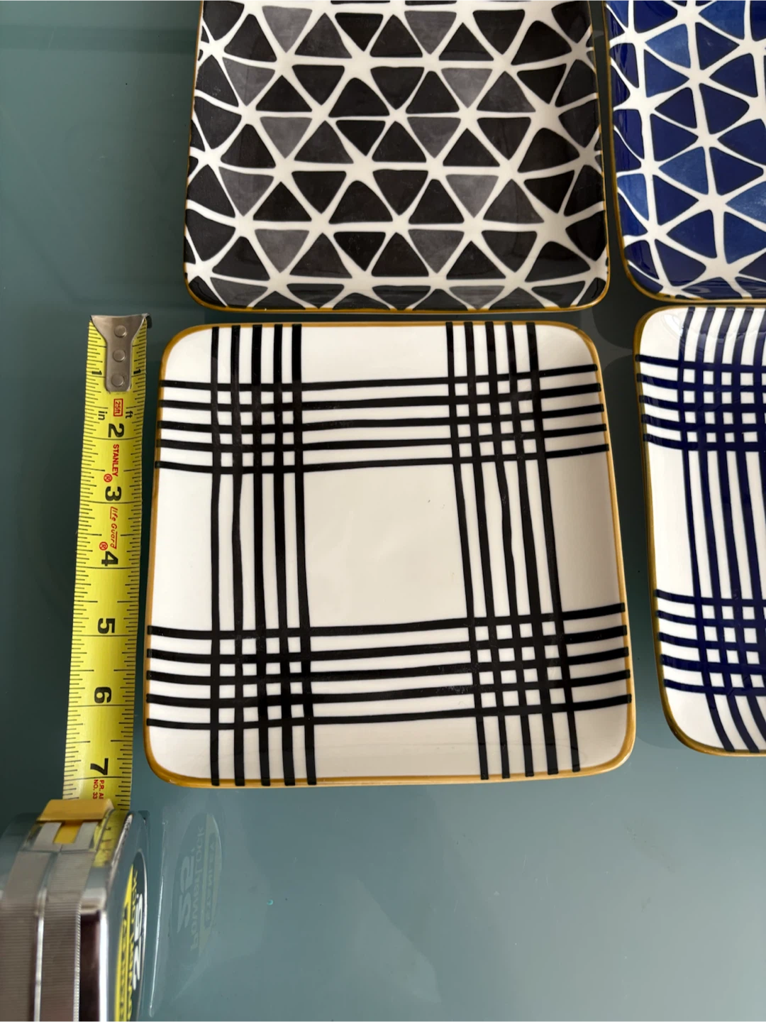 Set of 7 Over and Back Square Plates - photo 4