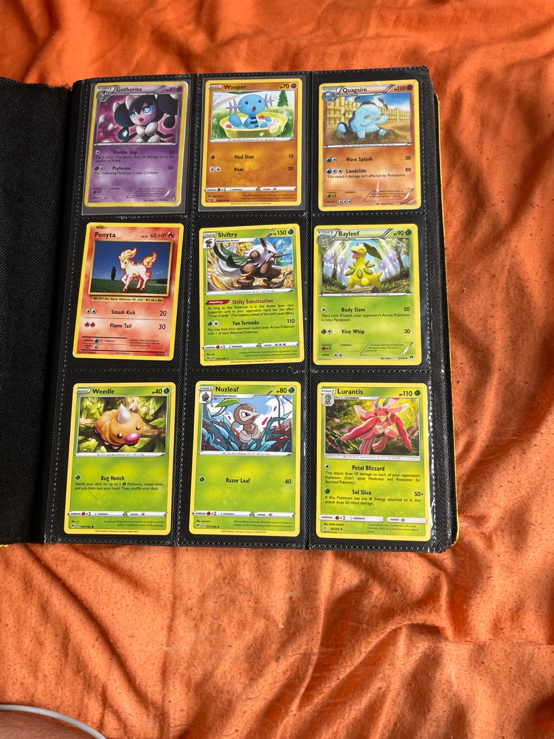 Ultra Pro Pokemon Trading Card Pro-Binder Yellow - photo 3
