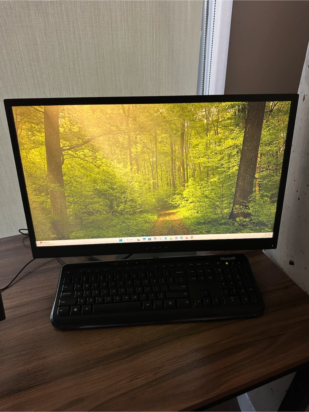HP OMEN 25 Gaming Monitor (24.5”) – 144 Hz – Excellent Condition - photo 3