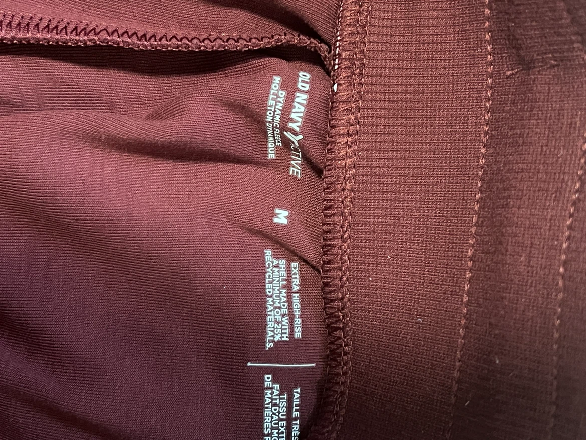 Old Navy Active High-Rise Shorts Burgundy (size M) - photo 4