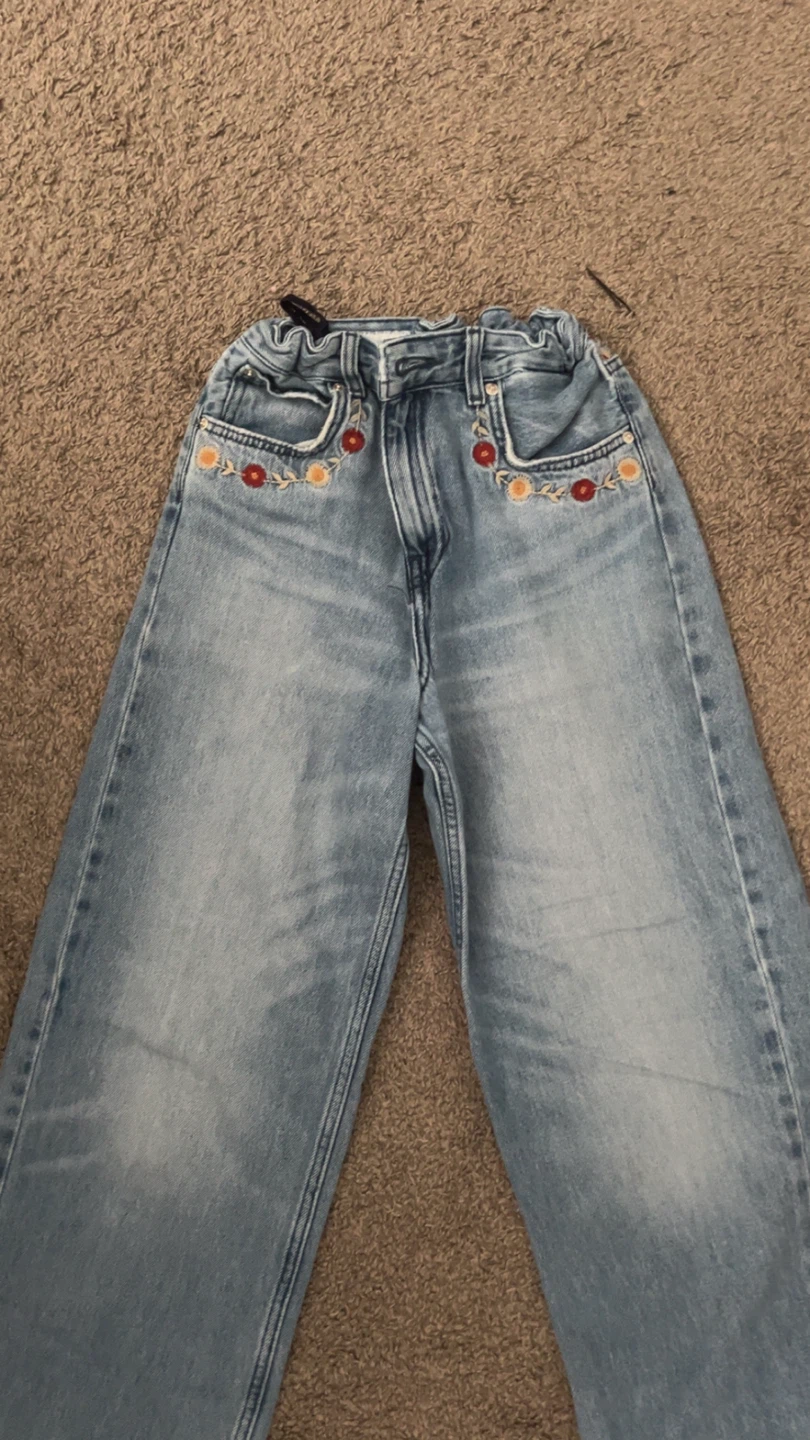 Zara Embroidered Wide-Leg Jeans - photo 2