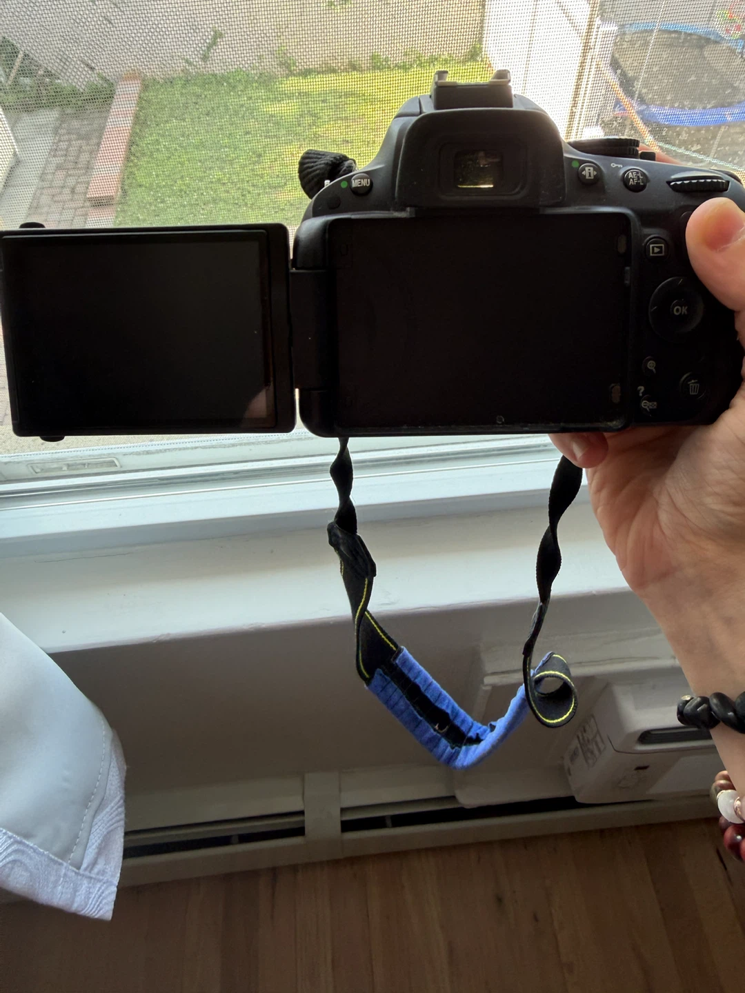 Nikon D5100 DSLR Camera with 18-55mm Lens - photo 3