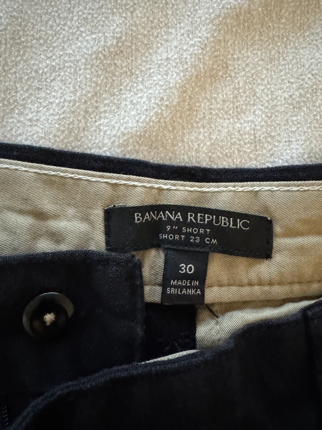 Banana Republic Black Shorts Size 30 - photo 3