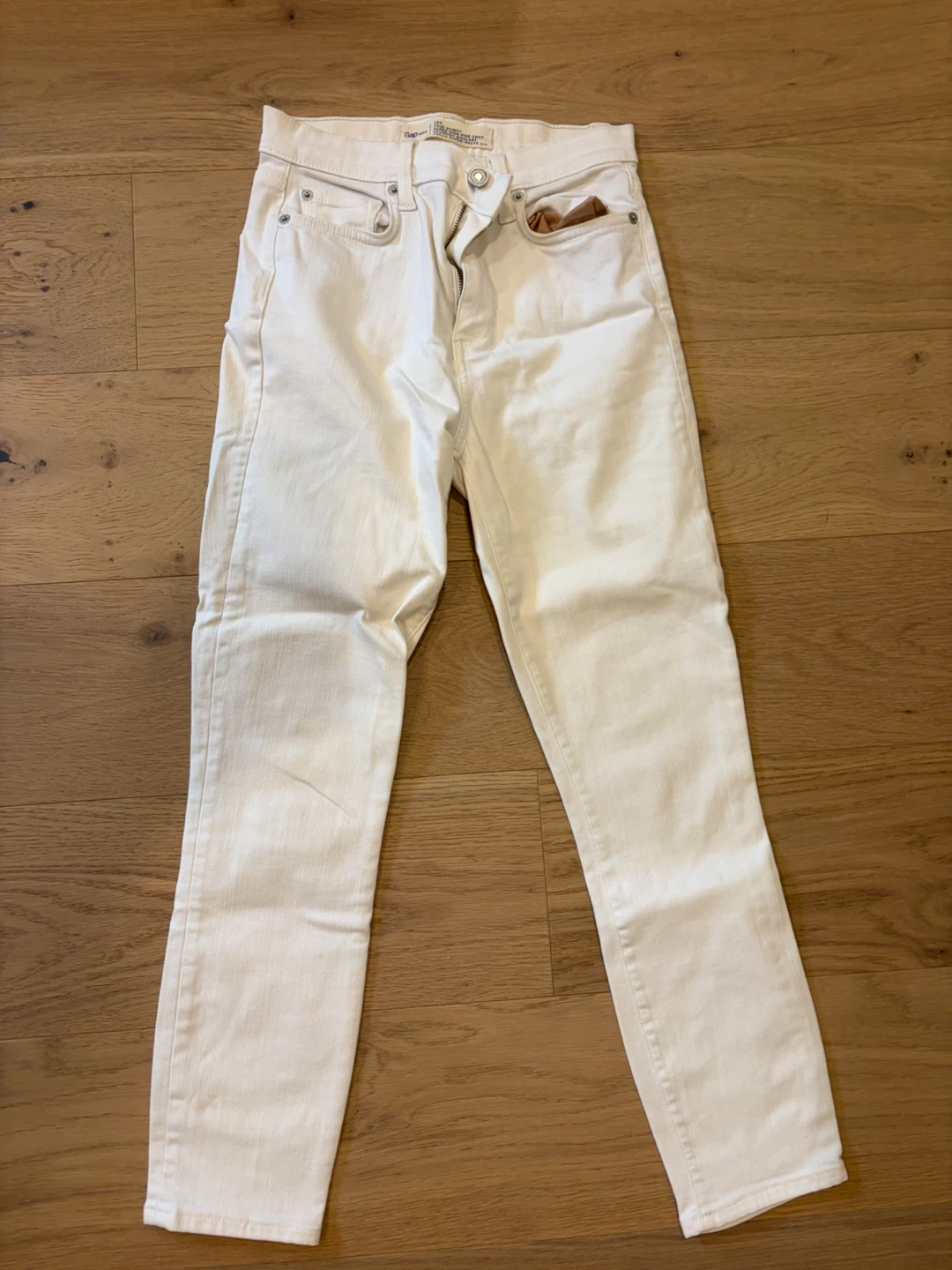 Gap size 25 White True Skinny Super High Rise Crop Jeans