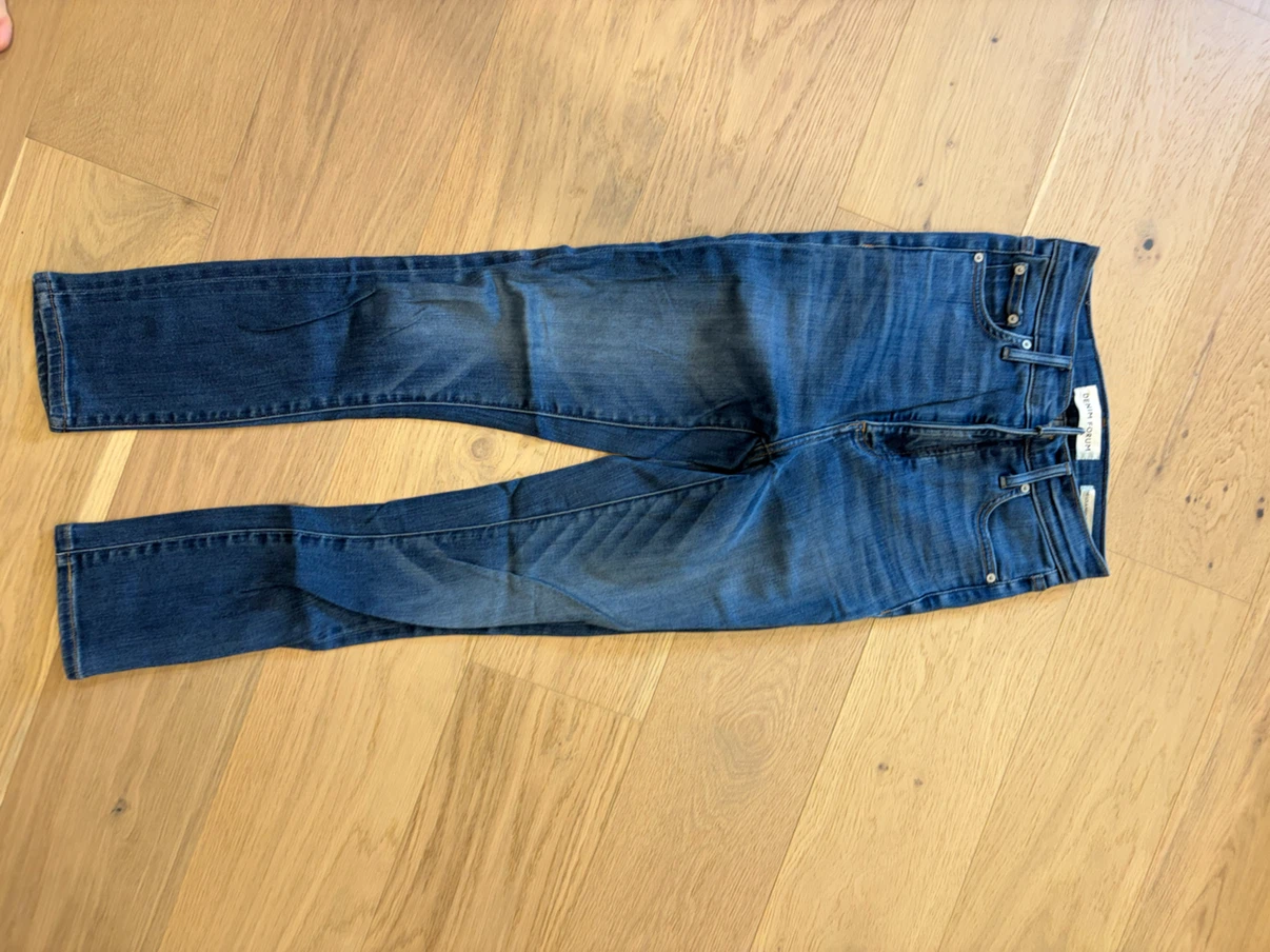 DENIM FORUM The Lola High Rise Skinny Crop Jeans Size 26
