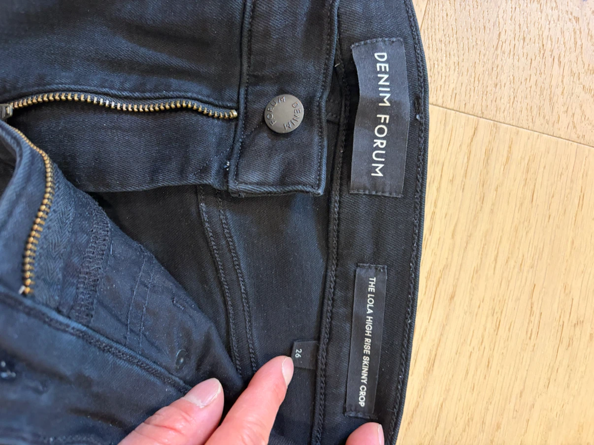 Denim Forum Black Lola high rise skinny jeans size 26