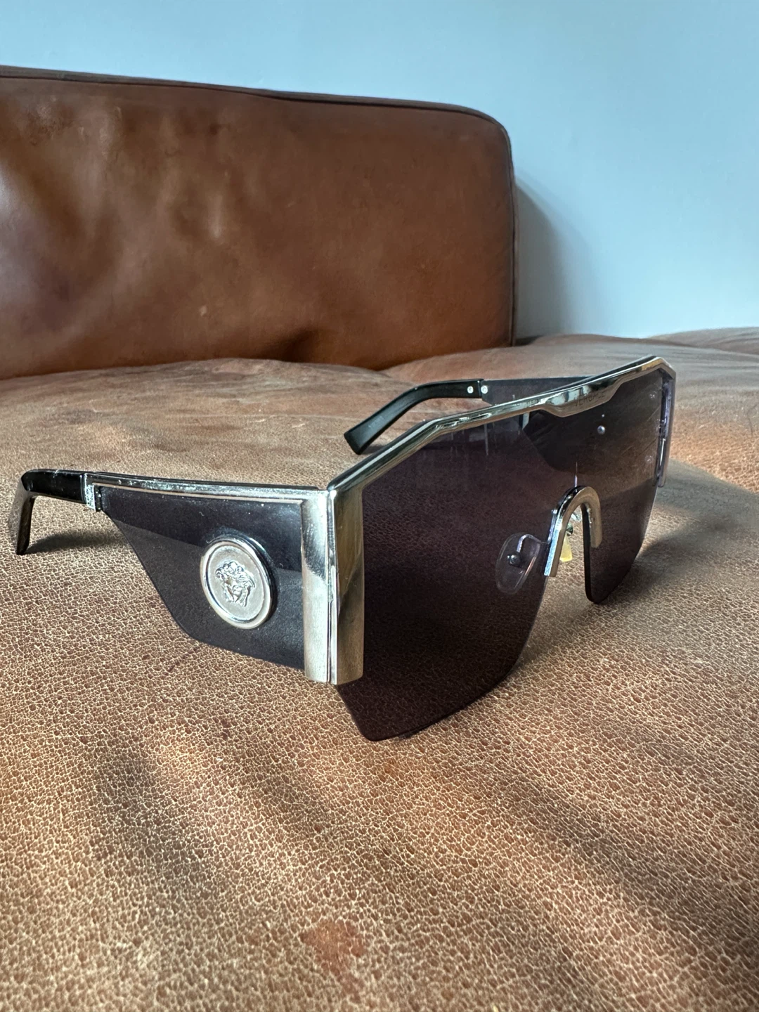 VINTAGE VERSACE OVERSIZED SUNGLASSES MEN WOMEN - photo 2