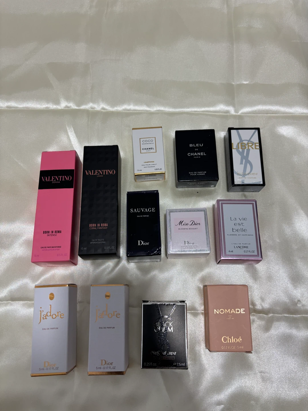 Mini perfumes per dozen - photo 2