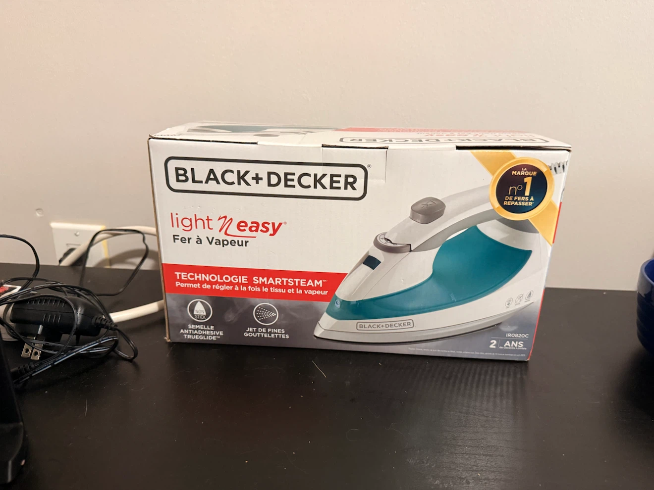 New in box Black+Decker Lightweight Steam Iron