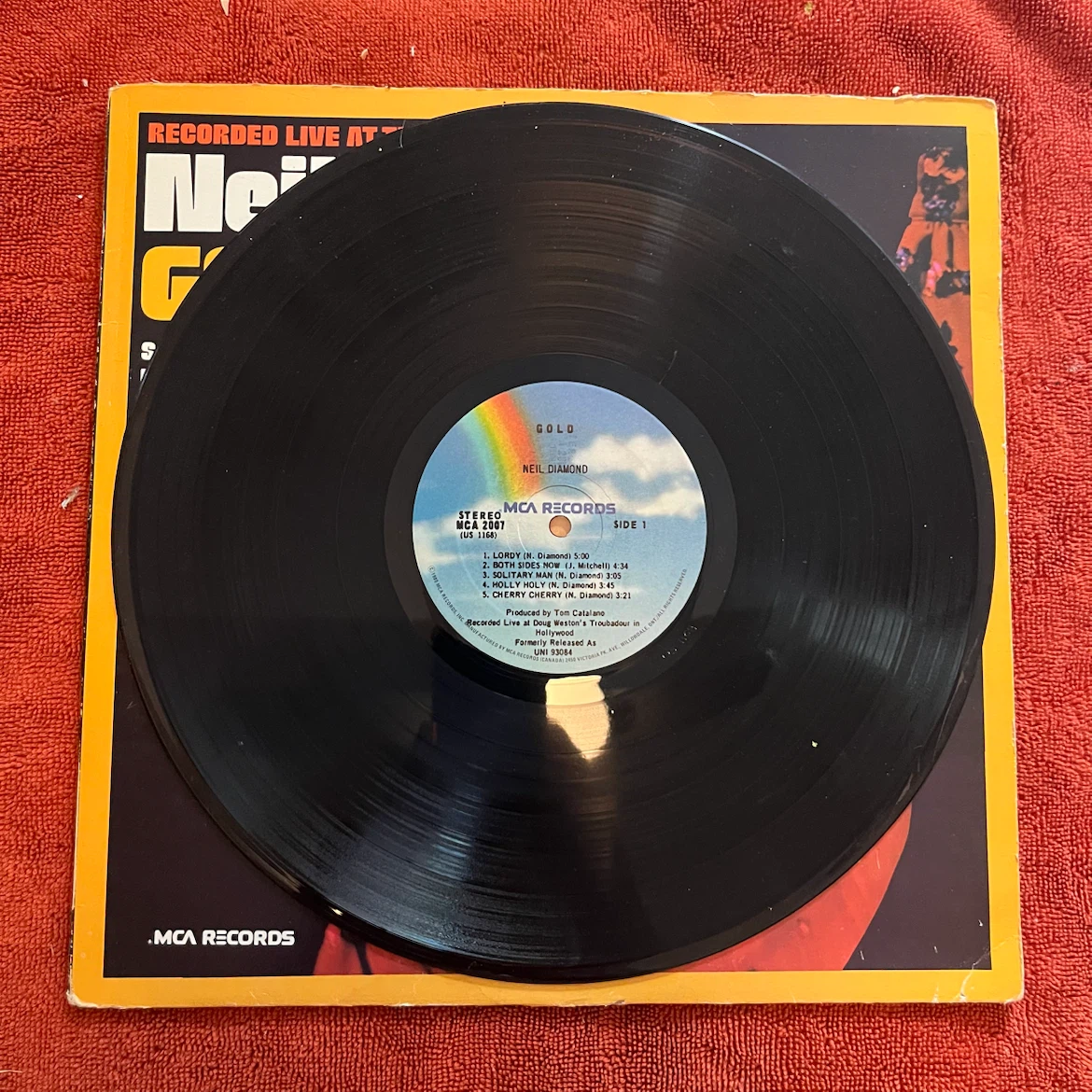Neil Diamond Gold MCA Records Vinyl Record - photo 2