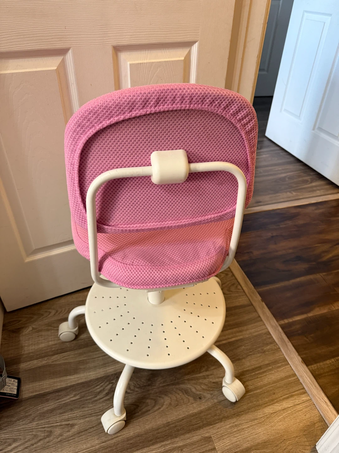 Pink Office Chair - photo 2