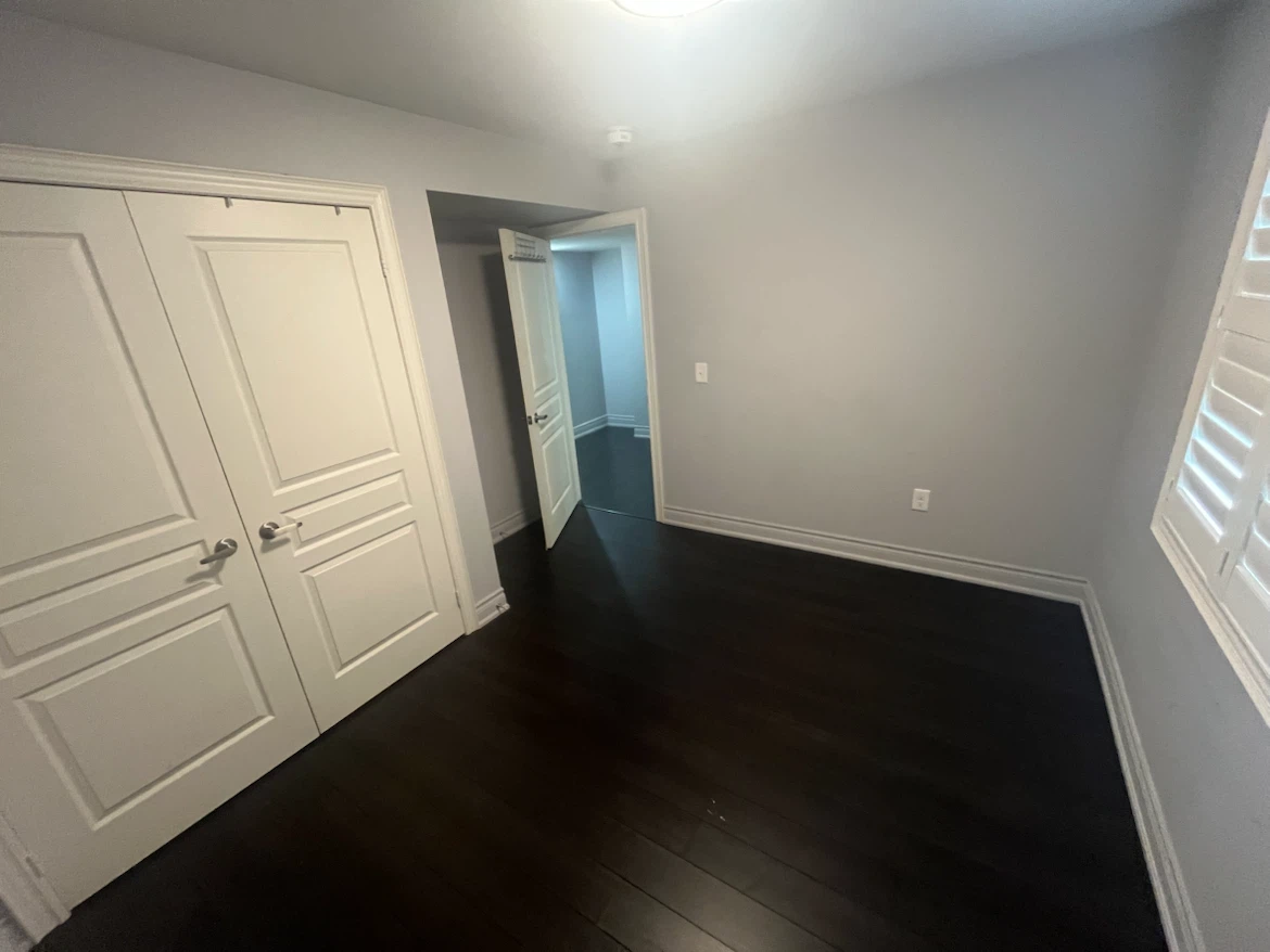 Basement apartment - photo 2