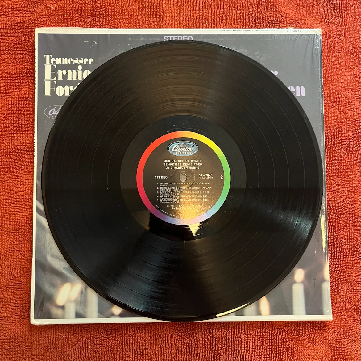 Tennessee Ernie Ford & Marilyn Garden of Hymns Vinyl Record - photo 2
