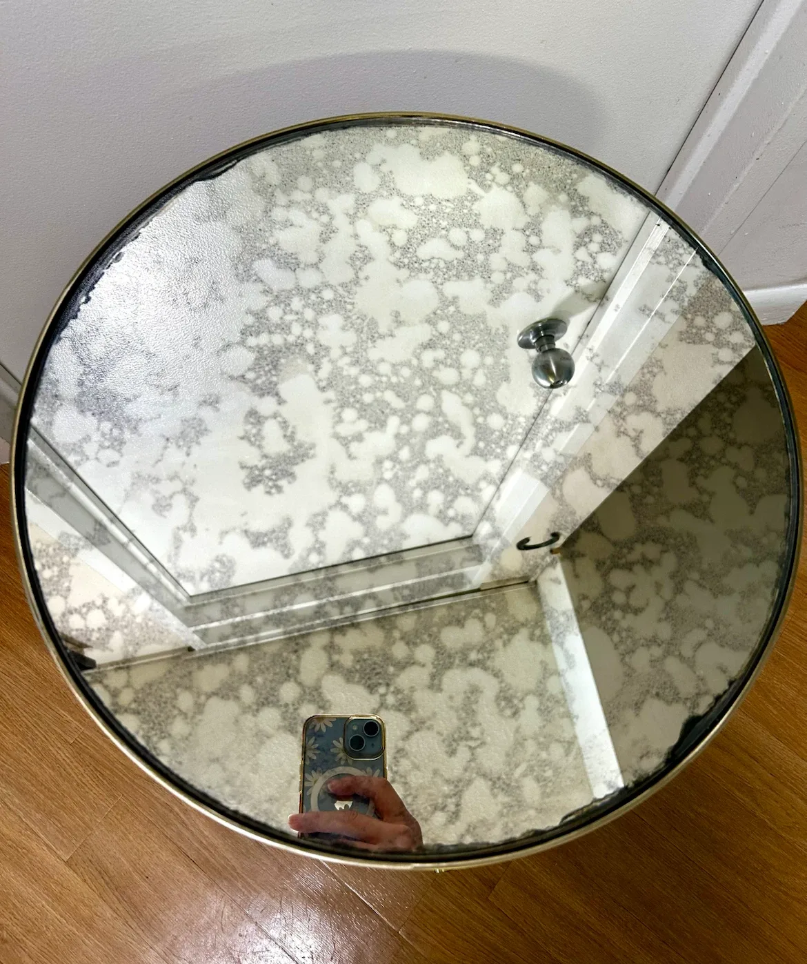 Brass Side/End Table with Mirror Top - photo 2