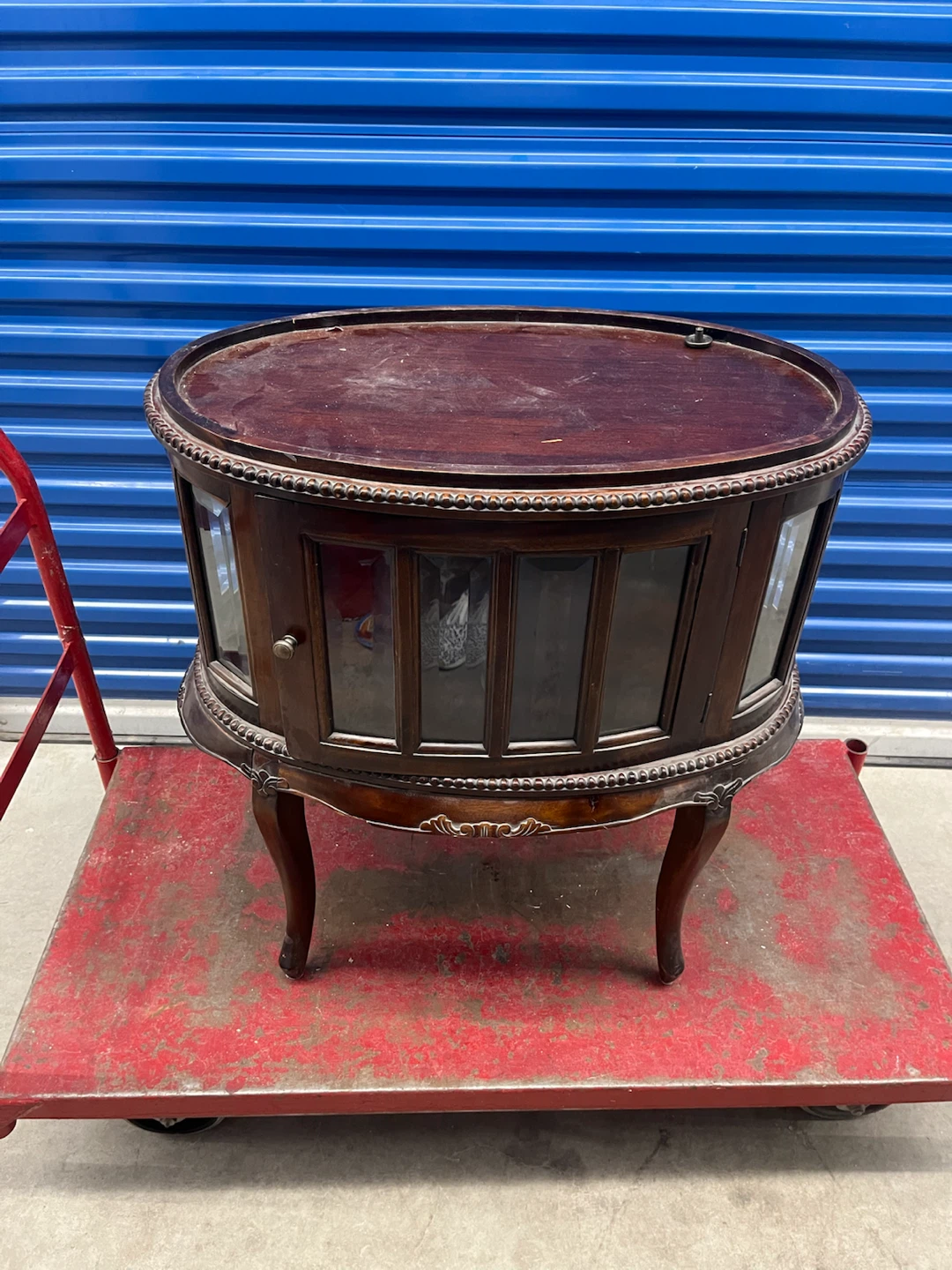 Vintage oval vitrine display cabinet / end table double door