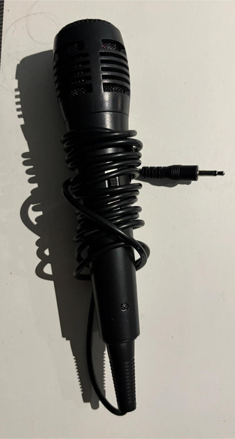 Handheld Dynamic Microphone with 3.5mm Jack - photo 3