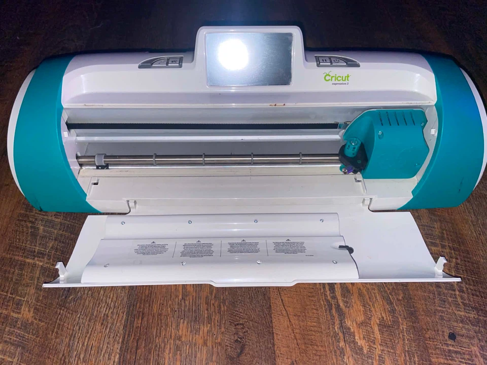 Cricut Expression 2 Cutting Machine