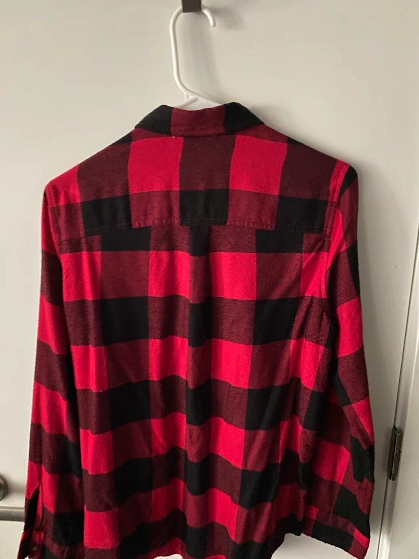 Hollister Red & Black Plaid Flannel Shirt - Medium - photo 2