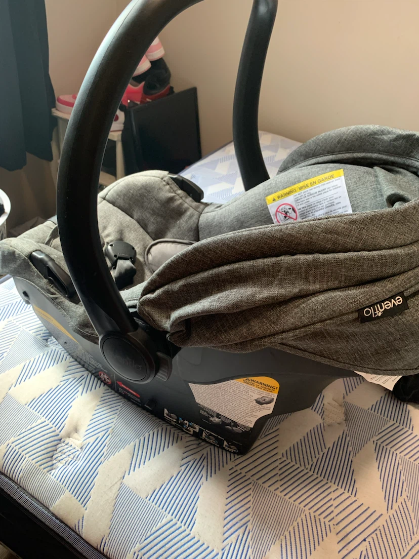 Evenflo LiteMax Sport Infant Car Seat - photo 2