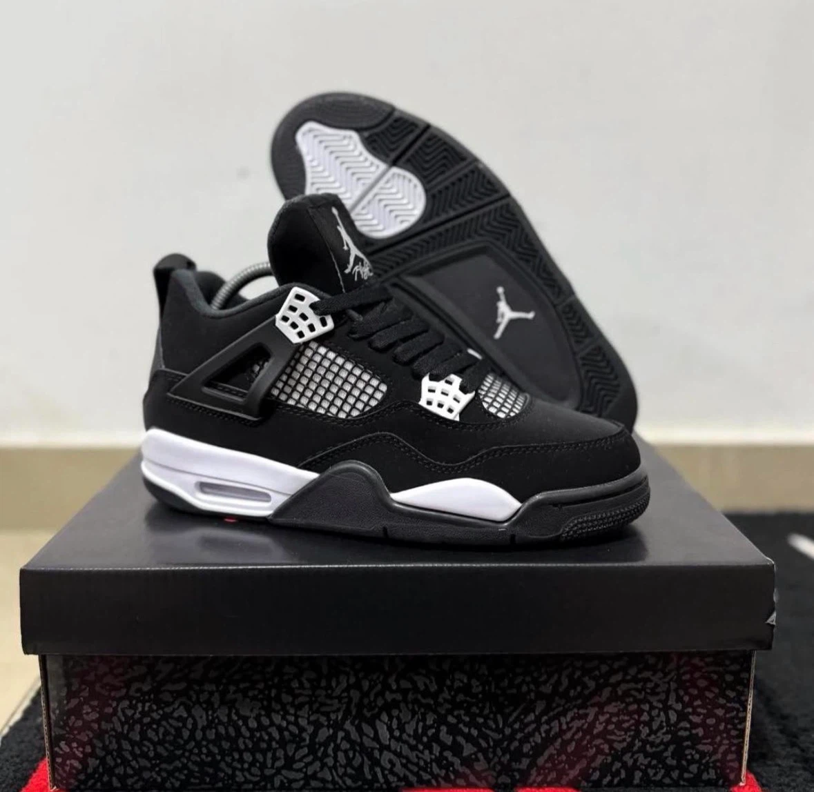 Air Jordan 4 Retro Black White - photo 2