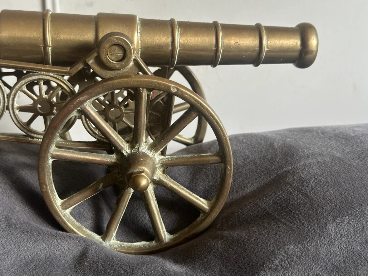 Large Vintage Brass Cannon - photo 4