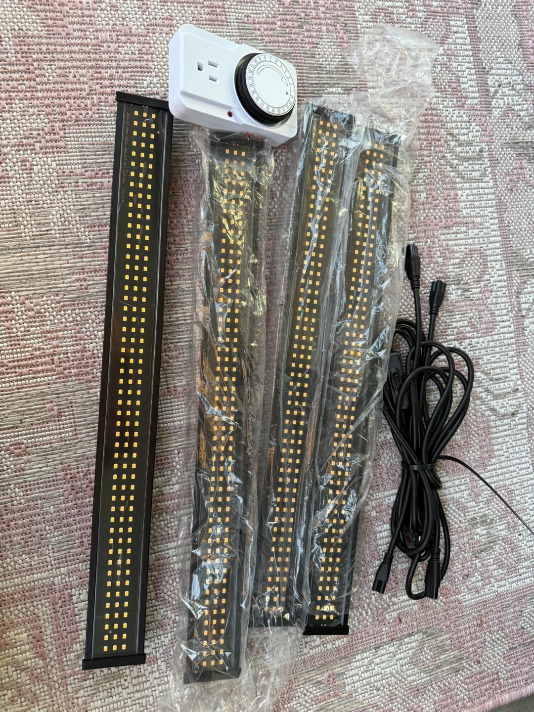 NEW - Barrina 1.6FT 25W(Per Light) Full Spectrum Plant Lights - photo 4