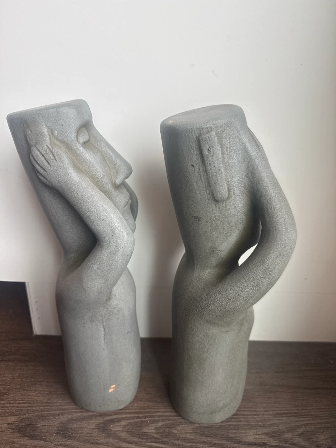 Set of 2 Grey "See No Evil, Hear No Evil" Figurines - photo 4