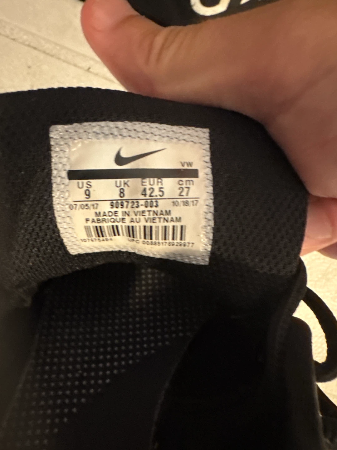 Nike Zoom Golf Shoes - Size 9 - photo 3