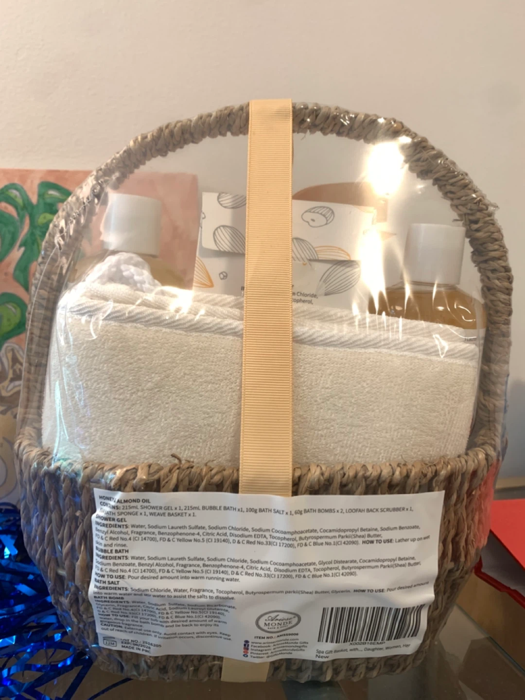 Bath Spa Gift Basket, Bath & Body Gift Set for Women & Men - photo 2