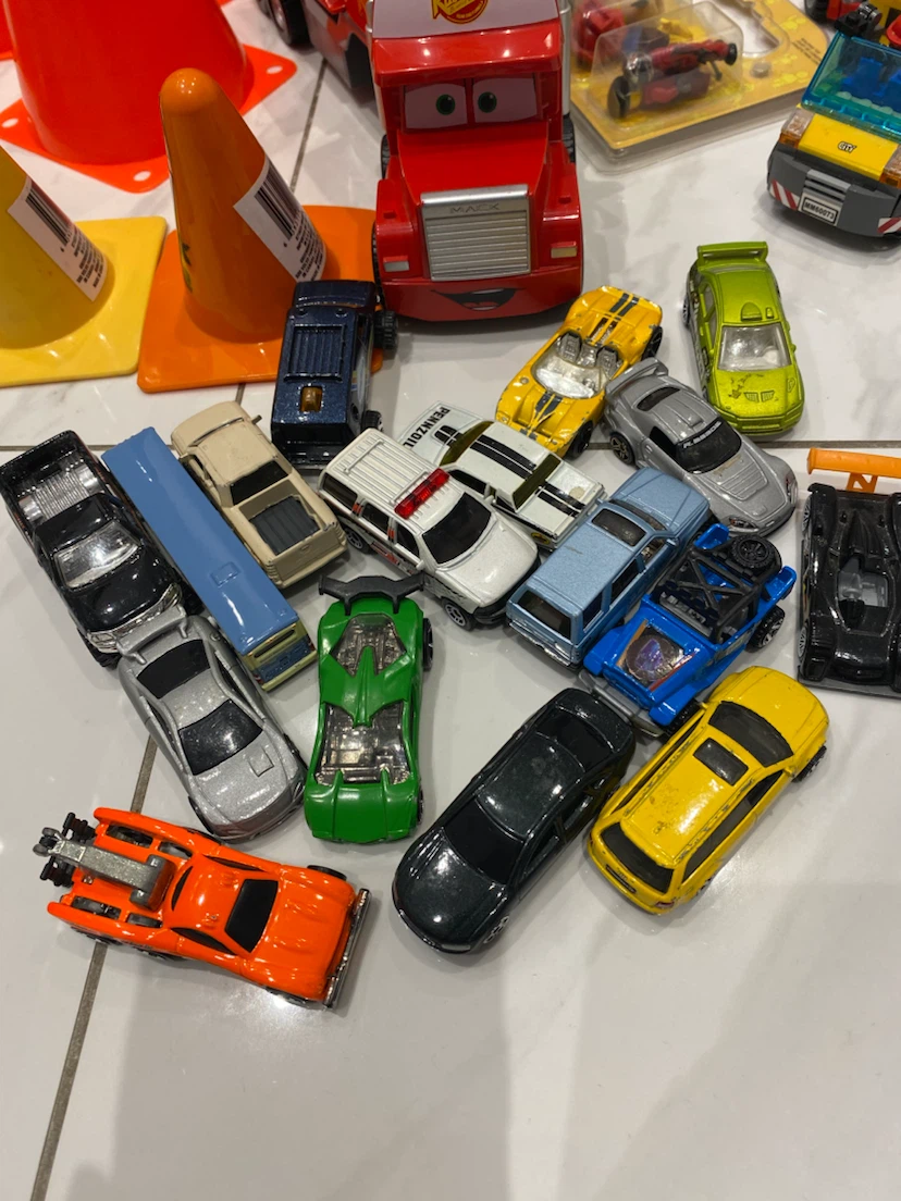 LEGO Building Toy & Toy Cars - photo 2