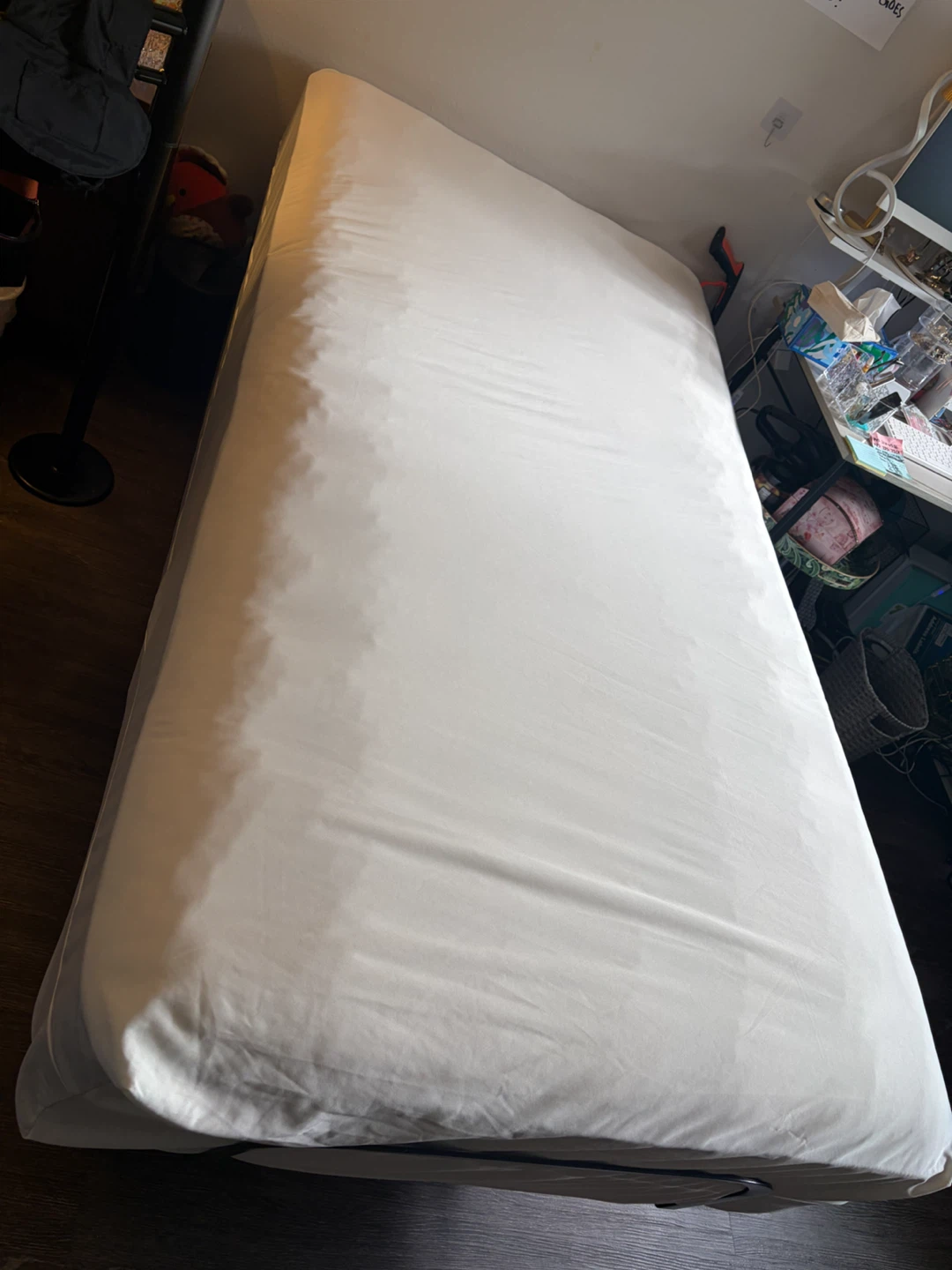 Bed frame electric