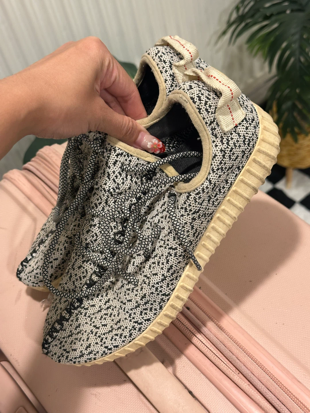 Adidas Yeezy Boost 350 V2 Shoes - photo 4