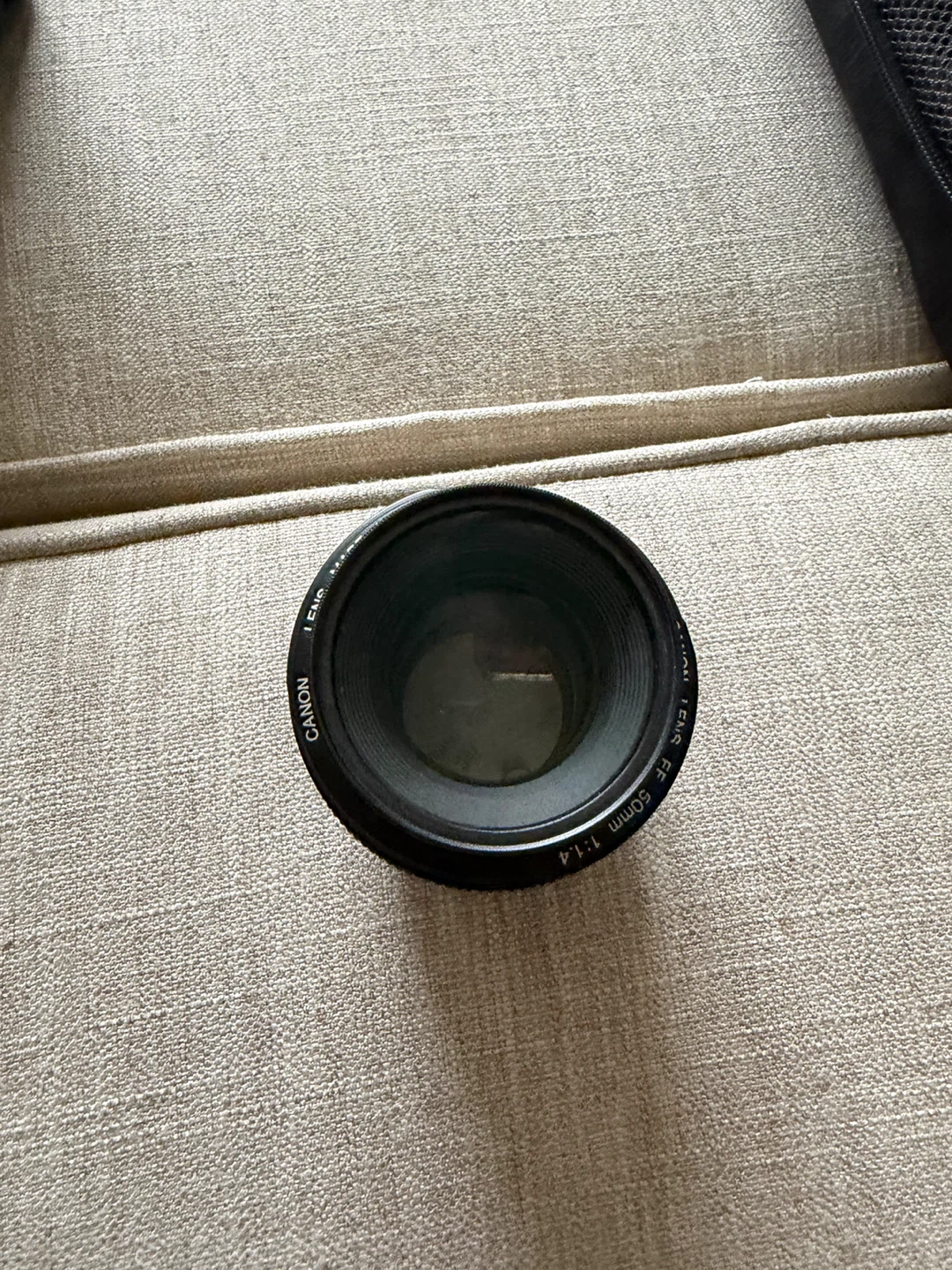 Canon EF 50mm f/1.4 USM Lens - photo 3