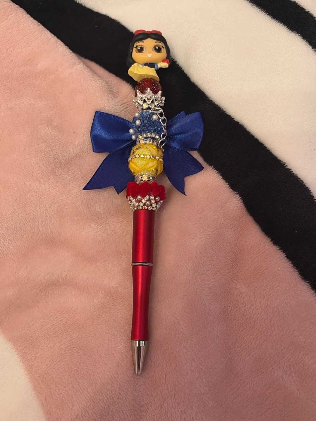 Hello Kitty Starbucks Planner and Snow White Pen Set