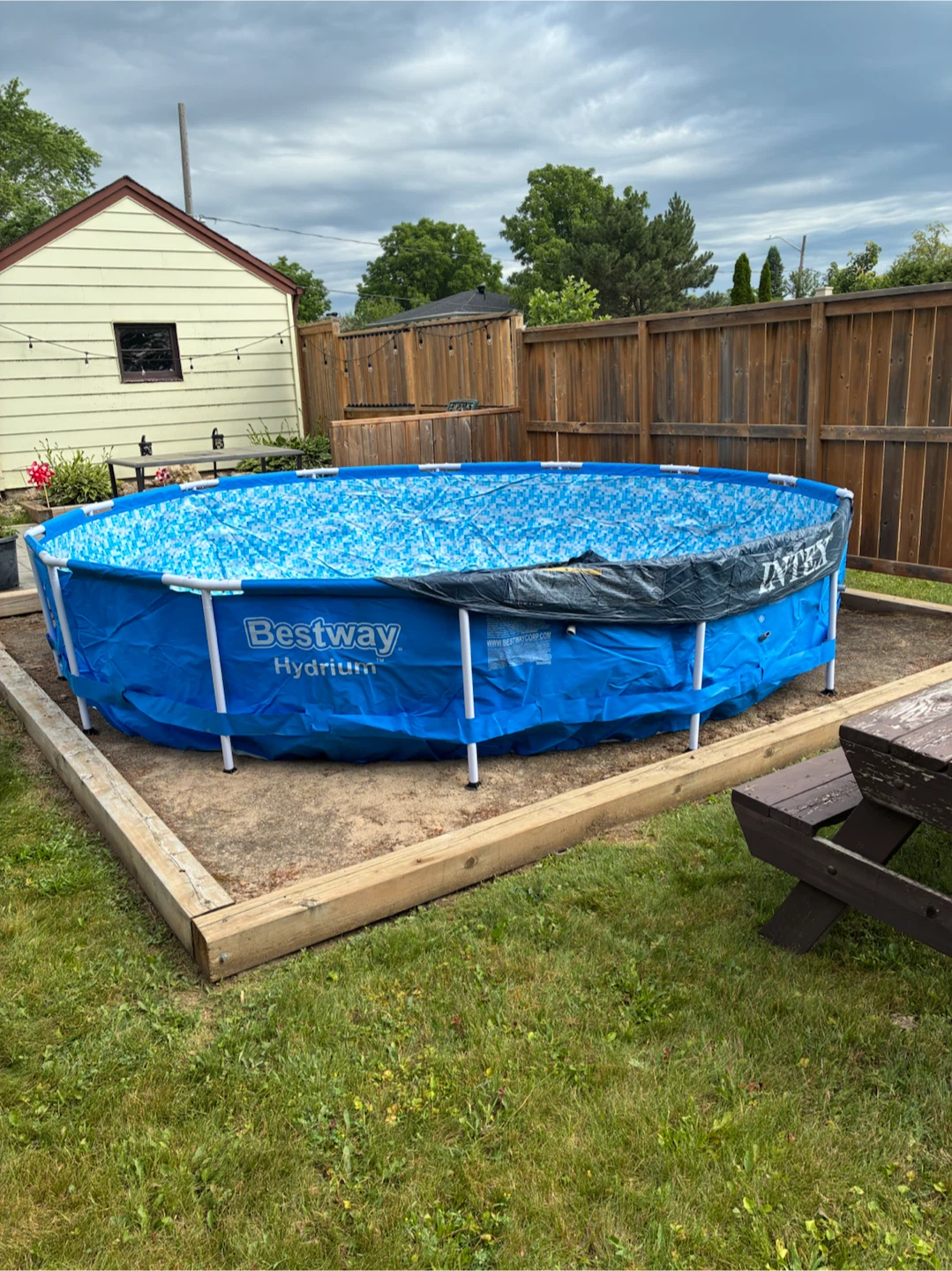 Bestway Hydrium Above Ground Pool with Accessories