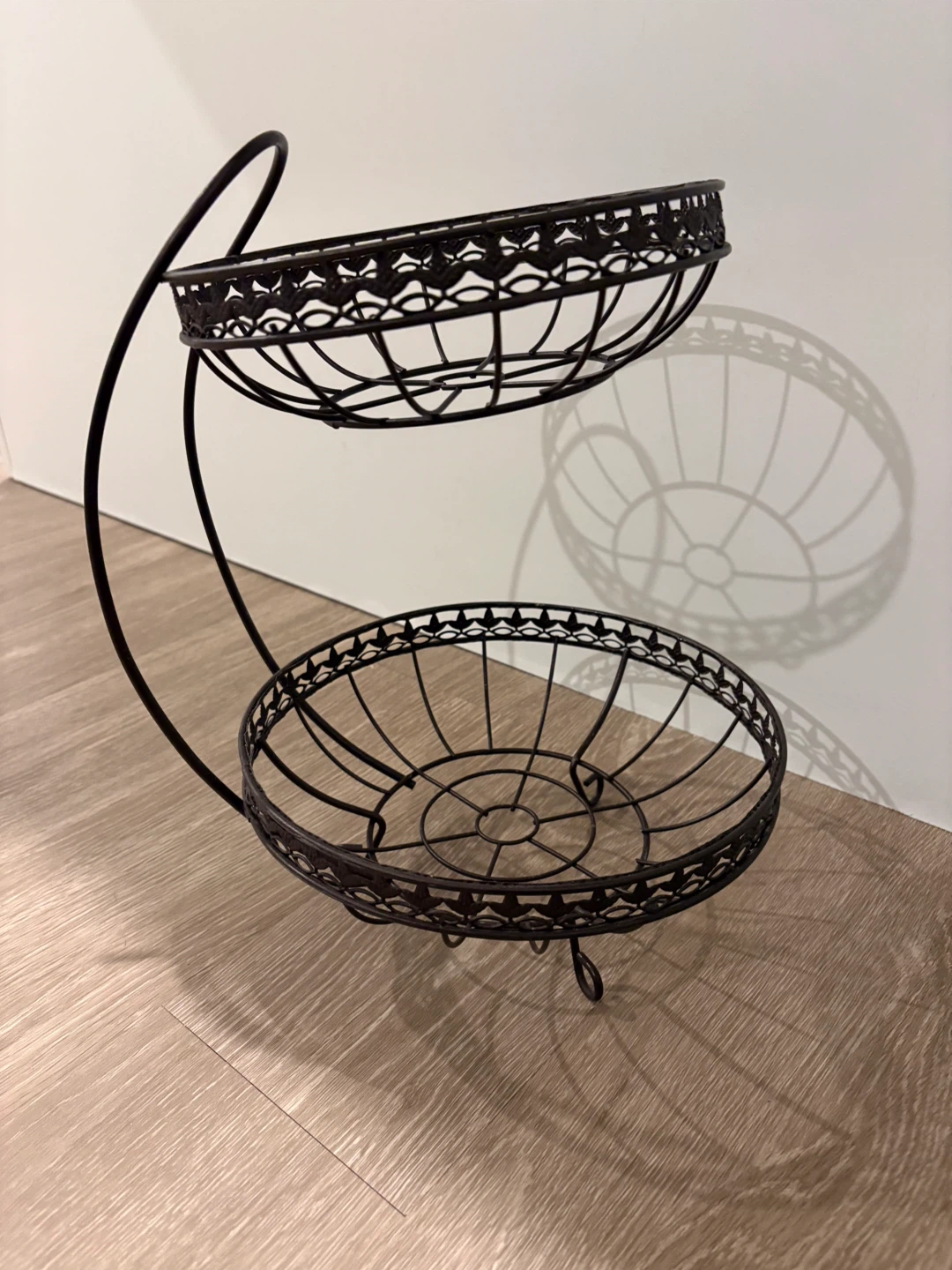 2-Tier Decorative Wire Fruit Basket - photo 4