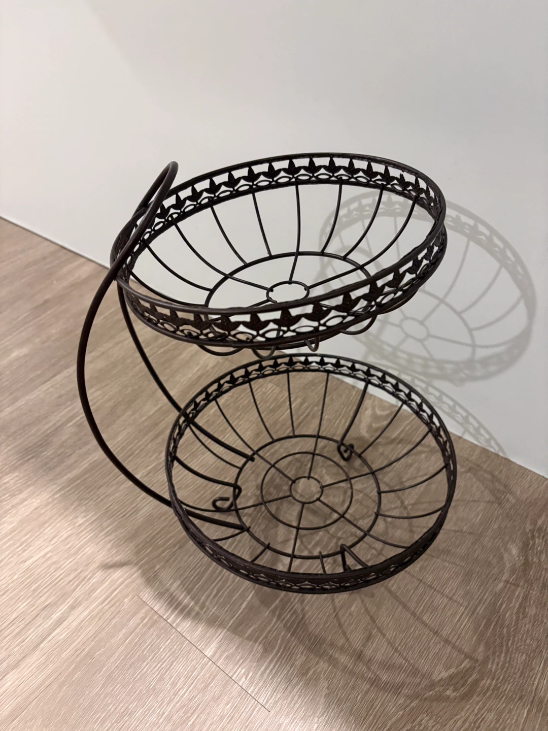 2-Tier Decorative Wire Fruit Basket - photo 3